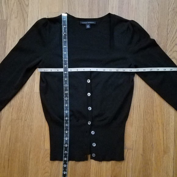 Banana Republic silk blend cardigan - Picture 8 of 8